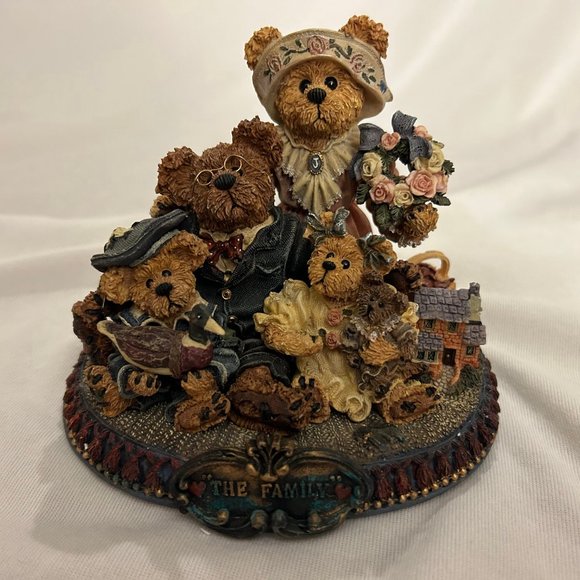 Boyds Bears Accents Boyds Bears Figurine From Our Home To Yours Ltd